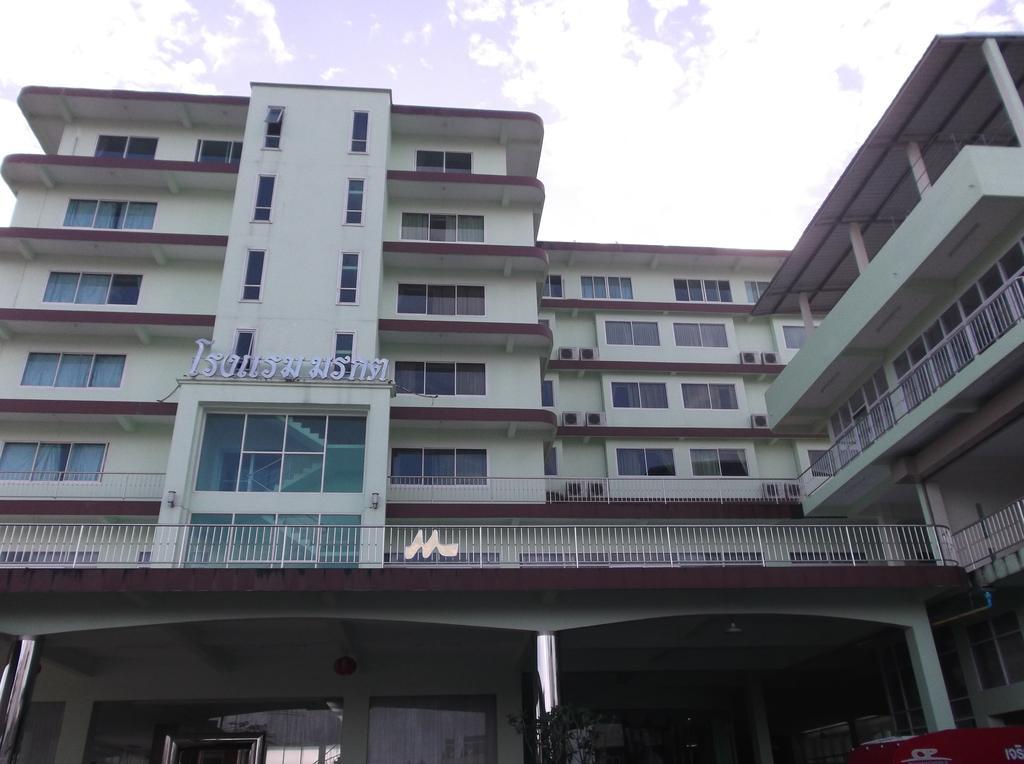 Morakot Twin Chumphon Hotel Buitenkant foto