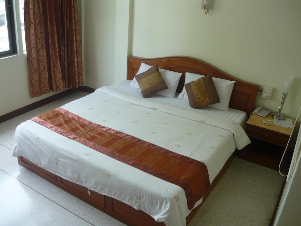 Morakot Twin Chumphon Hotel Kamer foto